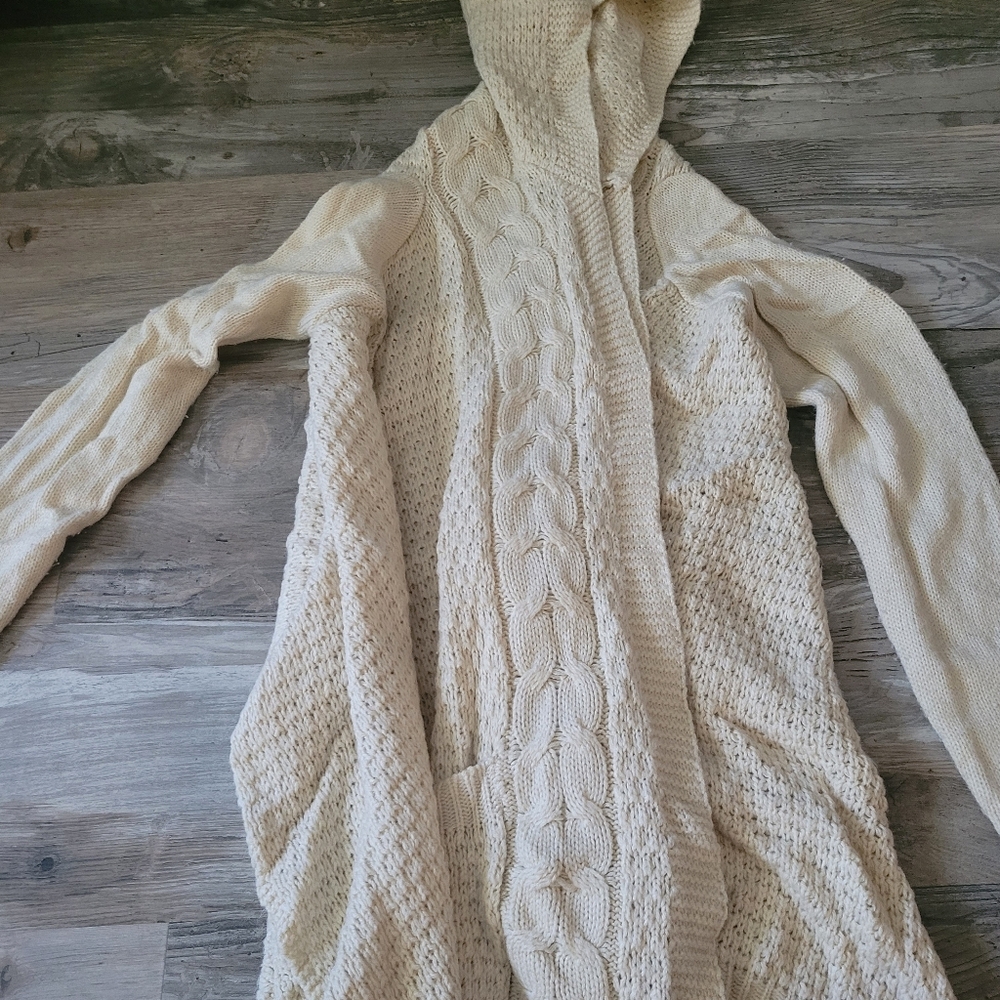 Love tree happens cardigan, white small